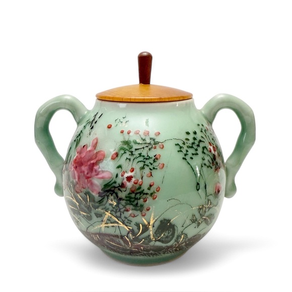 Vintage Handpainted Floral Japanese Chinese Green Celadon Covered Sugar Bowl - Picture 1 of 13
